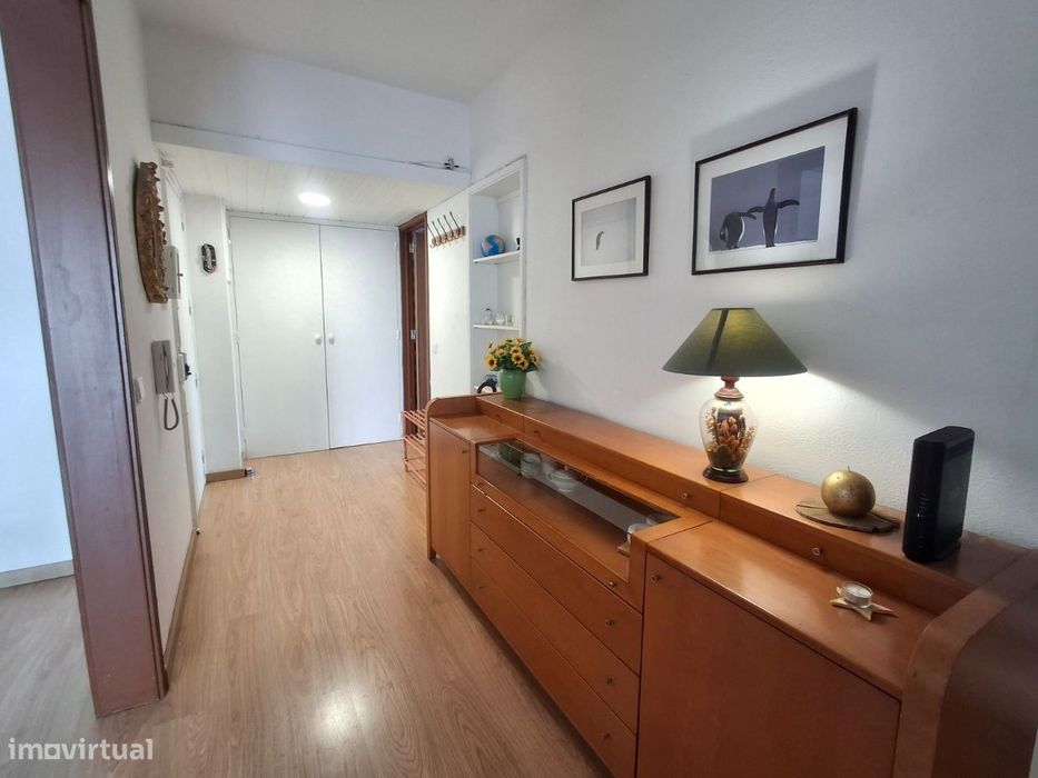 Apartamento, para arrendamento, Cascais - Carcavelos e Parede