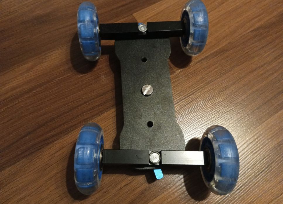 Wózek kamerowy typu dolly wrotka