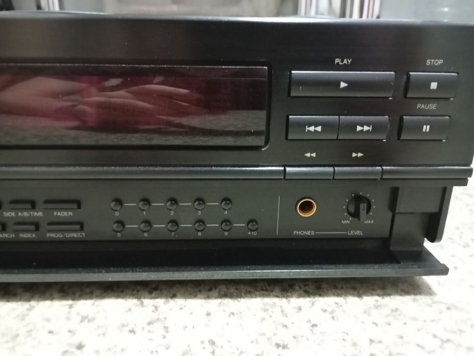 Винтажный Hi-Fi CD-проигрыватель Denon DCD-1290