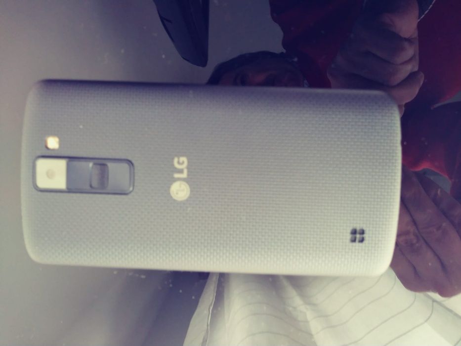 Telemóvel LG K8 - Usado