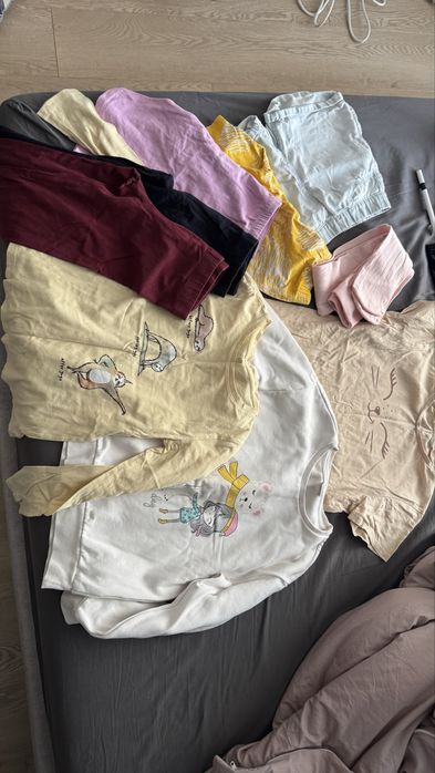 Одяг для дівчинки 8-9 років