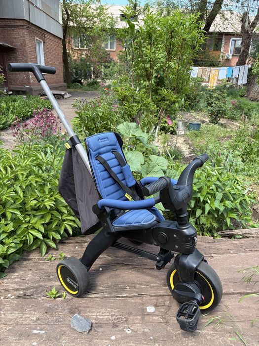 Складаний триколісний велосипед Doona Liki Trike S3 Deep Blue