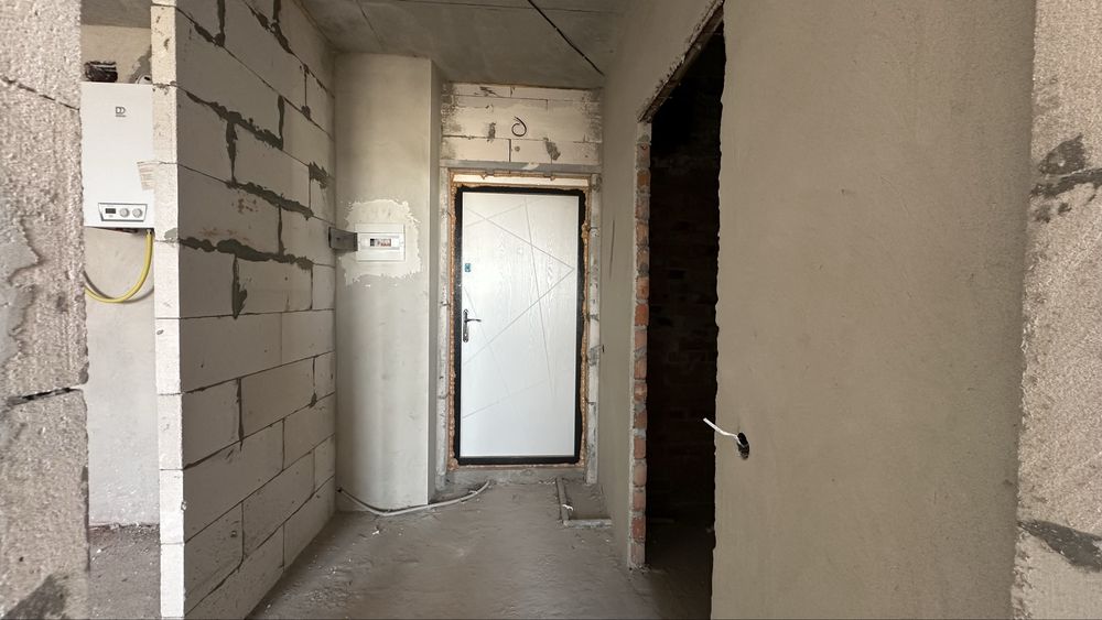 ПРОДАЖ| 1-кім квартира| 2 поверх| 43 м2