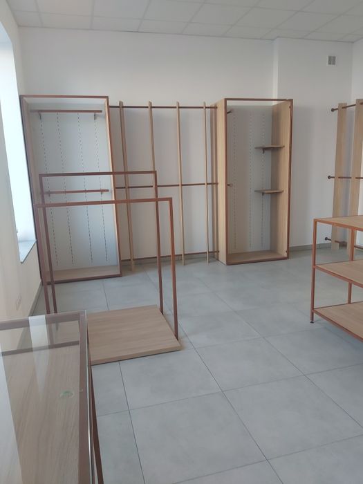 Meble wyposażenie  do sklepu odzieżowego