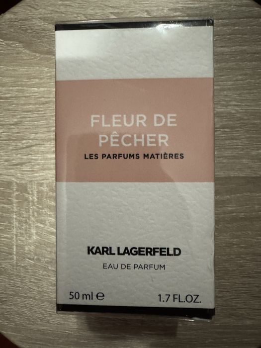 Karl Lagerfeld Fleur De Pecher Парфуми