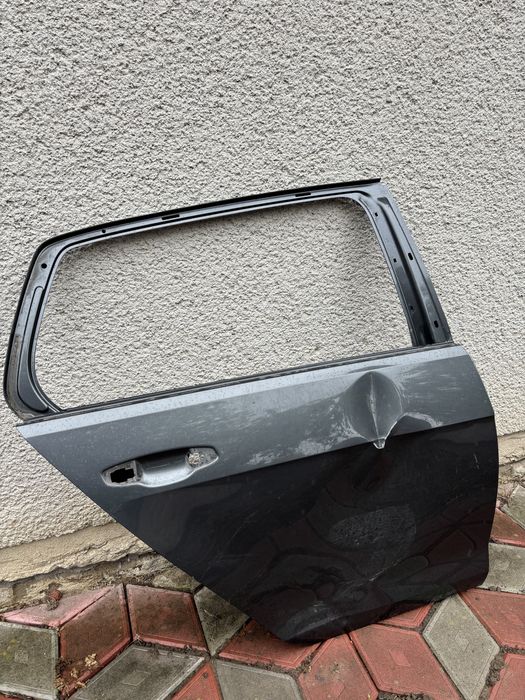 VW e-Golf двері права задня