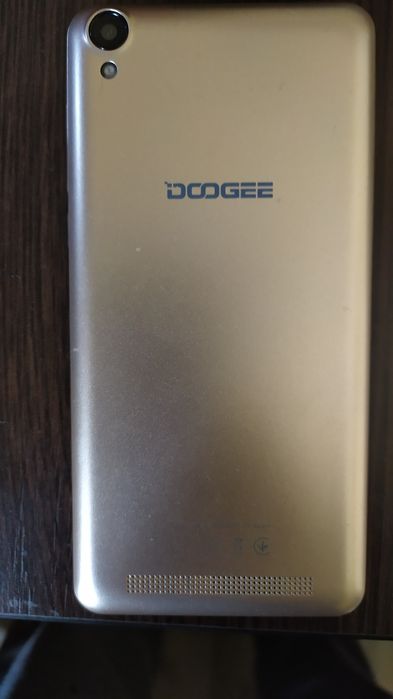 Продам телефон DOGGE, и редми нот 7