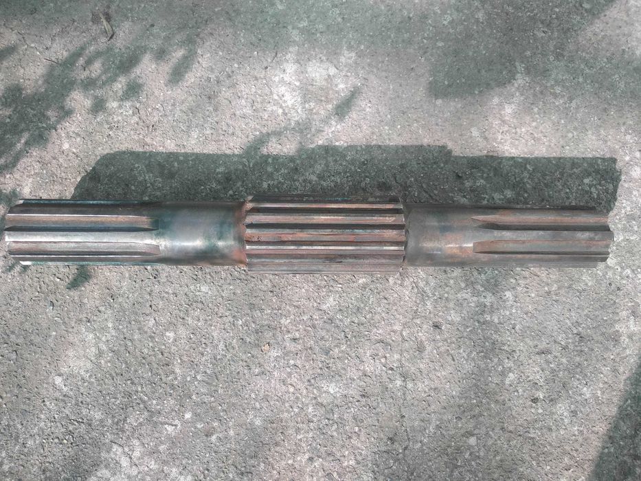 Вал заднього моста трактора Т-70