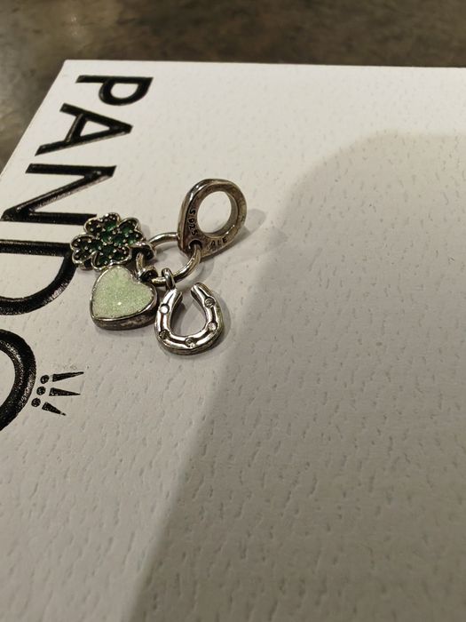 Potrójna zawieszka Pandora