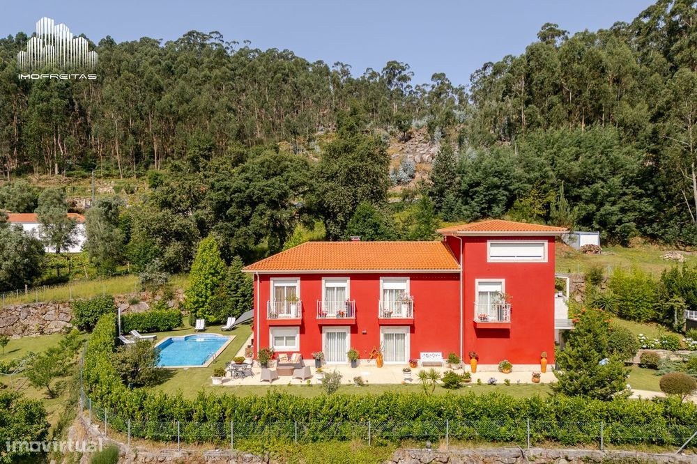 Requintada e elegante quinta com piscina, situada em Ponte de Lima!