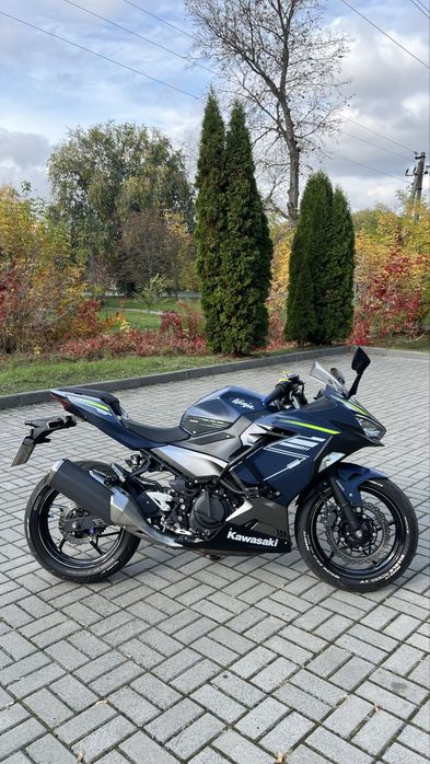 Kawasaki Ninja400