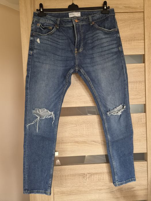 Spodnie męskie jeans Bershka stan bardzo dobry