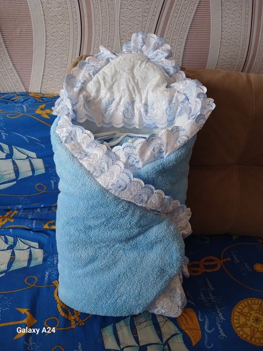 Продам конверт і костюмчик на виписку для хлопчика 150 грн