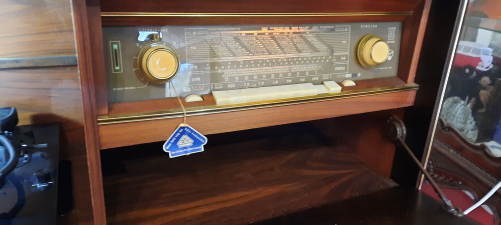 Móvel Aparelhagem antiga Blaupunkt rádio gira discos com amplificador