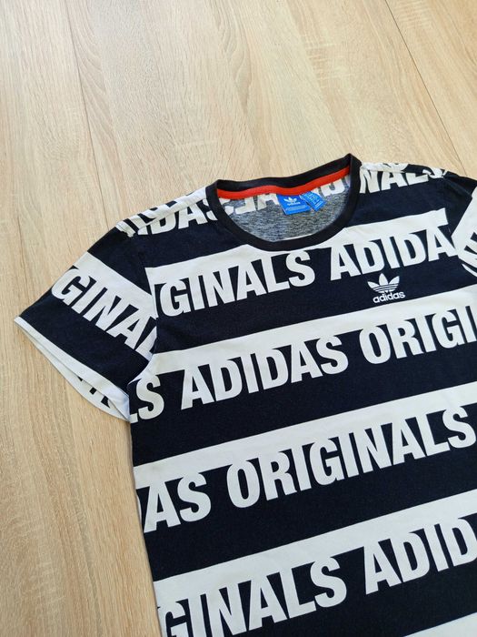 Koszulka Adidas z krótkim rękawem S