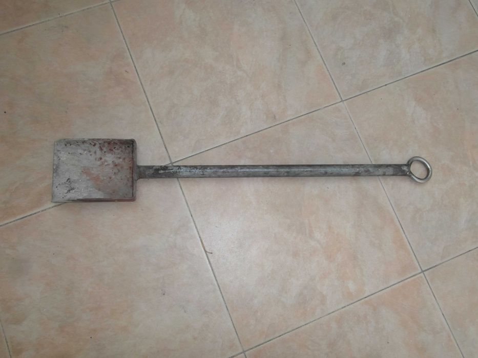 Pá para tirar cinza, fogão lenha etc forte