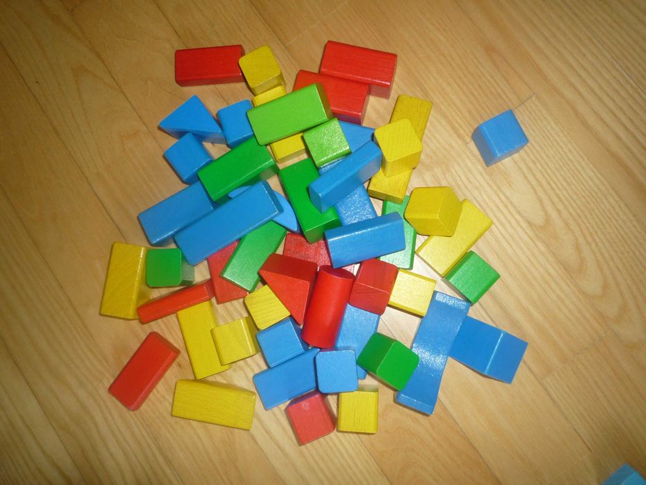 282 szt. KLOCKI DREWNIANE Eichhorn, Marionette