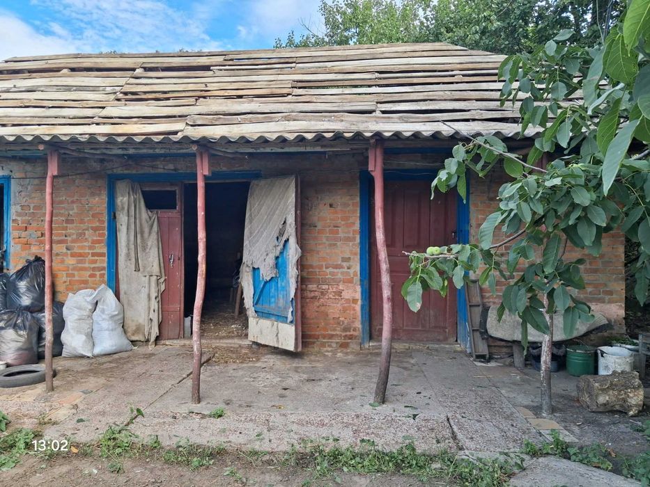 .Продаж будинку у с. Мельники, Золотоніського району.