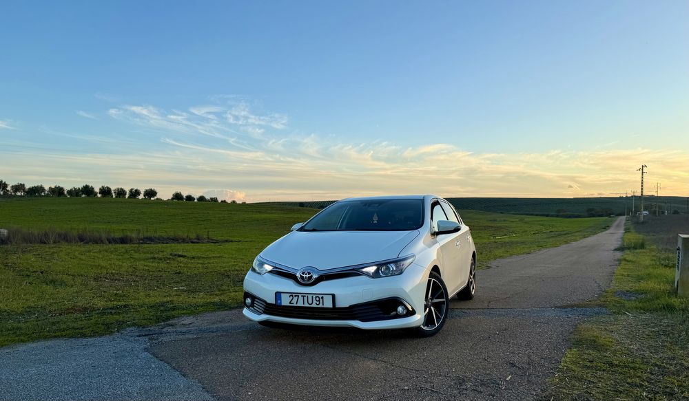 Toyota Auris 1.4 D4D 90 CV