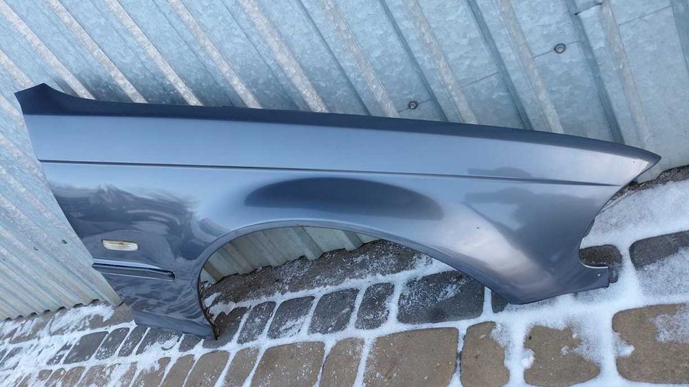 Błotnik Prawy Bmw E46 sedan kombi Przedlift stahlgrau metallic 400/7