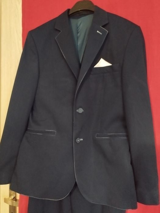 Garnitur granatowy Bruno Zinger