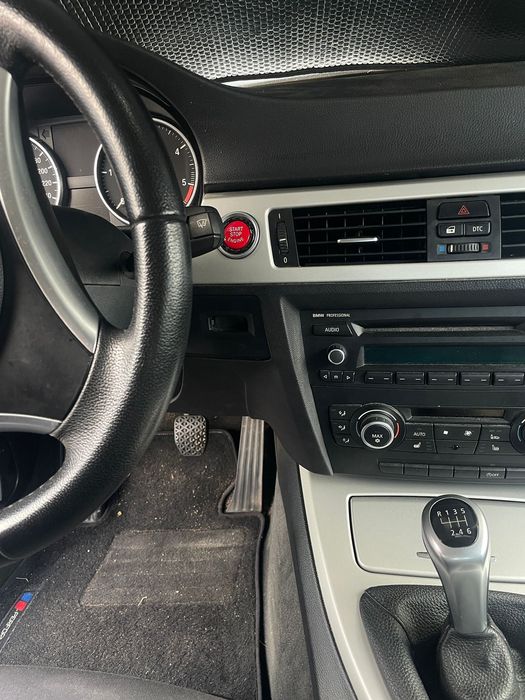 BMW 318d Touring E91 143PS | 2010 | 303.000 km |