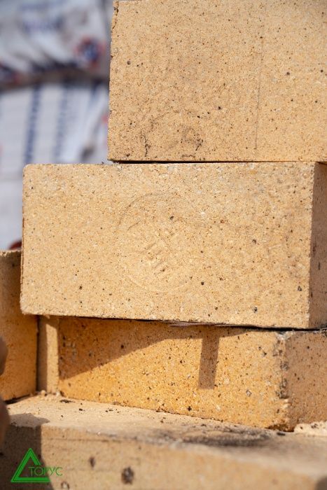 Кирпич красній М-100, М-200,Цегла сілікатна одинарна та полуторна