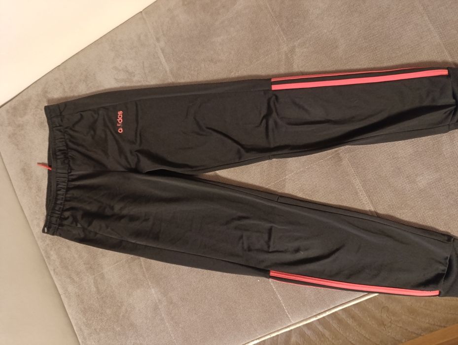 Spodnie dresowe Adidas i legginsy Reserved 158 + gratis spodnie letnie