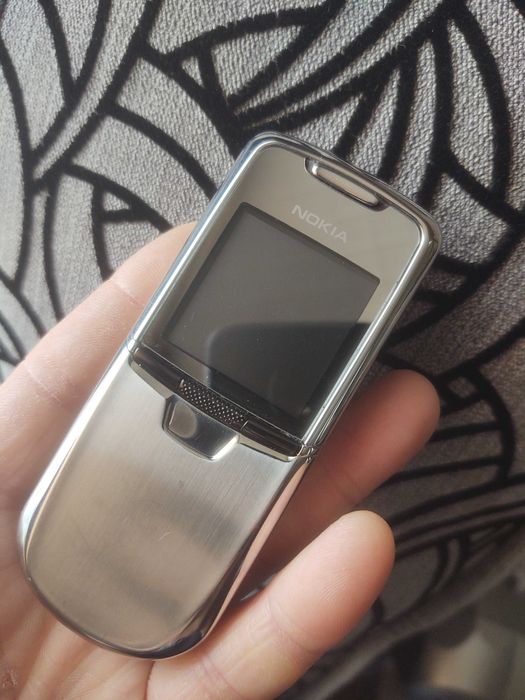 Nokia 8800 в хорошому стані