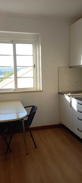 Arrendamento T2 de curta duração, entre São Martinho e Nazaré