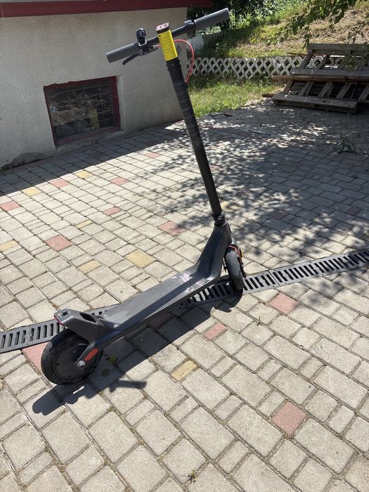 Електро самокат ксяомі