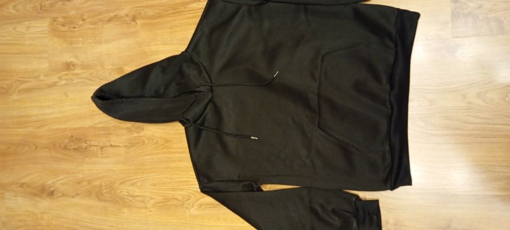 Худи черного цвета  размер М
