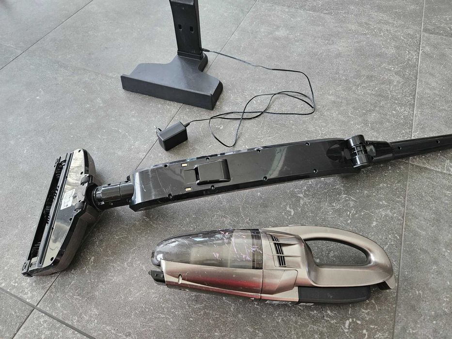 Продам пылесос аккумуляторный MAGIO MG-901 "2 в 1" полностью рабочий