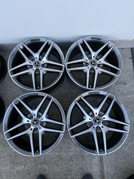 Диски 19 5.112 ЕТ38 8,5jx19H2 Mercedes W222 AMG