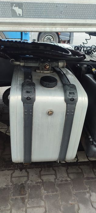 Гидравлика на тягач  Skania заводская .