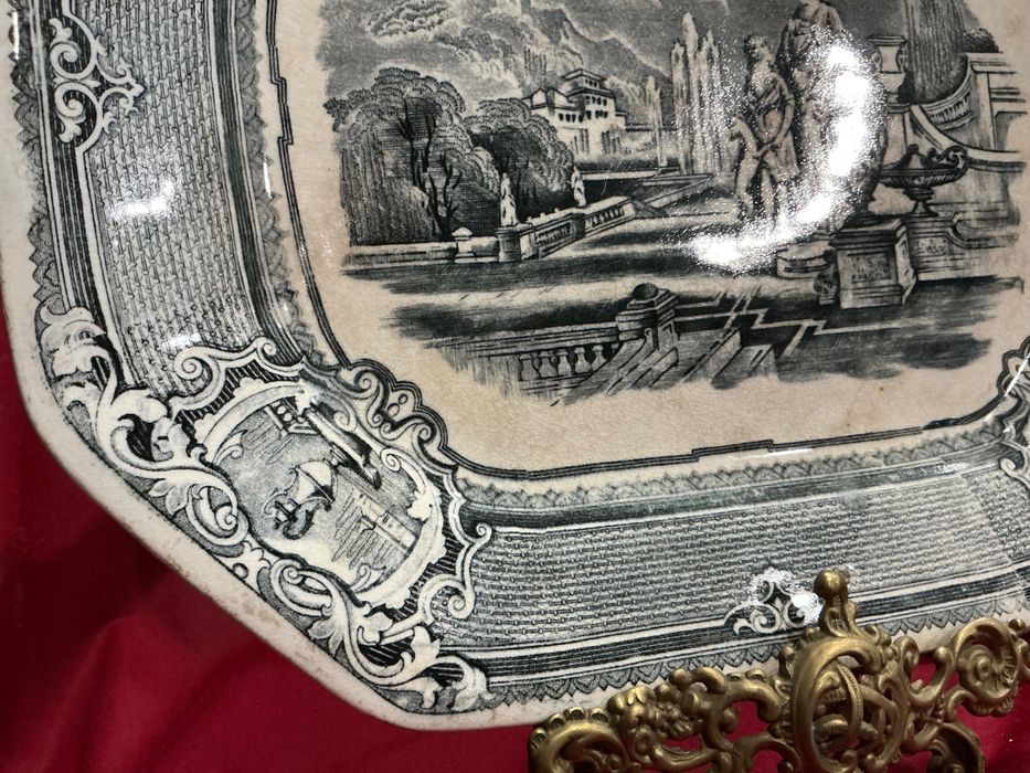 Travessa porcelana com 40 cm.  Anúncios abaixo