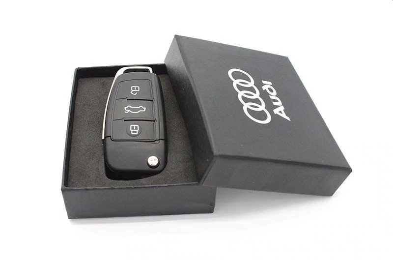 Pen Usb 32Gb Chave Audi