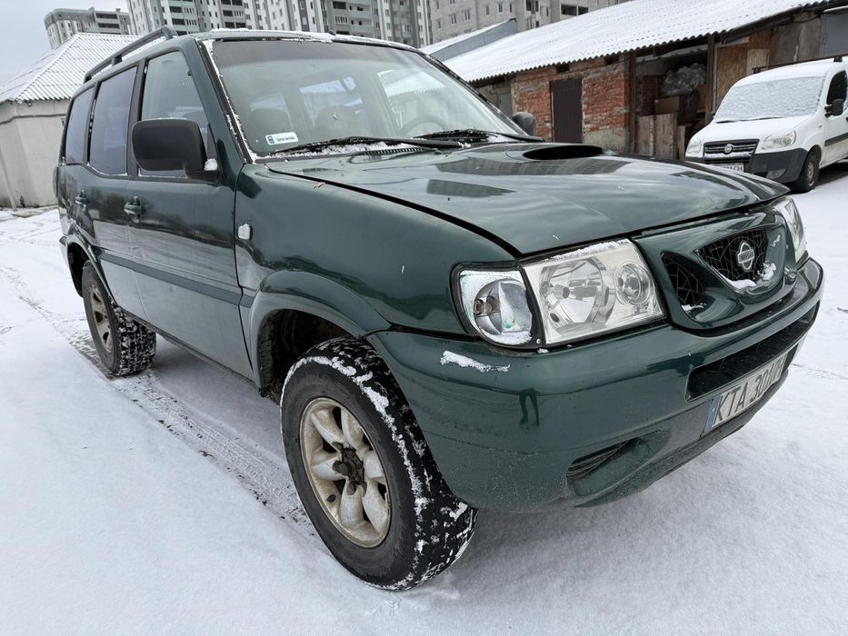 Nissan Terrano 2001рік 2,7дизель повний привід 4х4
