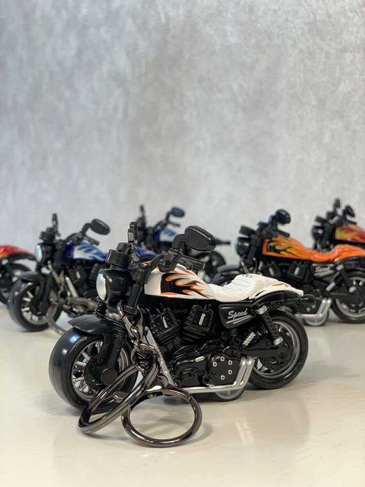 Браслети та Брелоки Оптом (для призових автоматів Звіролов, Хватайка)