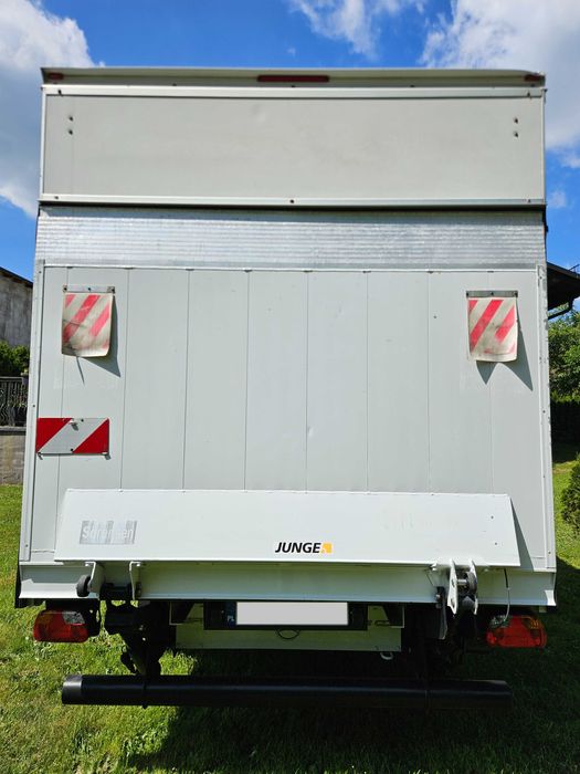 Zabudowa kontener JUNGE wraz z WINDĄ 750kg. typ Sprinter