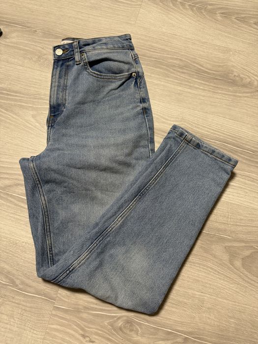 Продам жіночі джинси