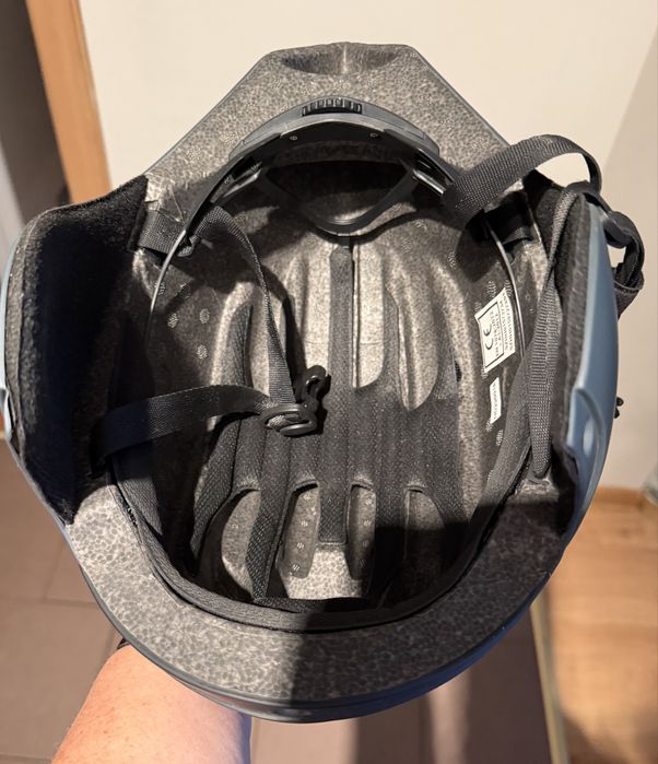 Kask aerodynamiczny FORCE Sprinter black
