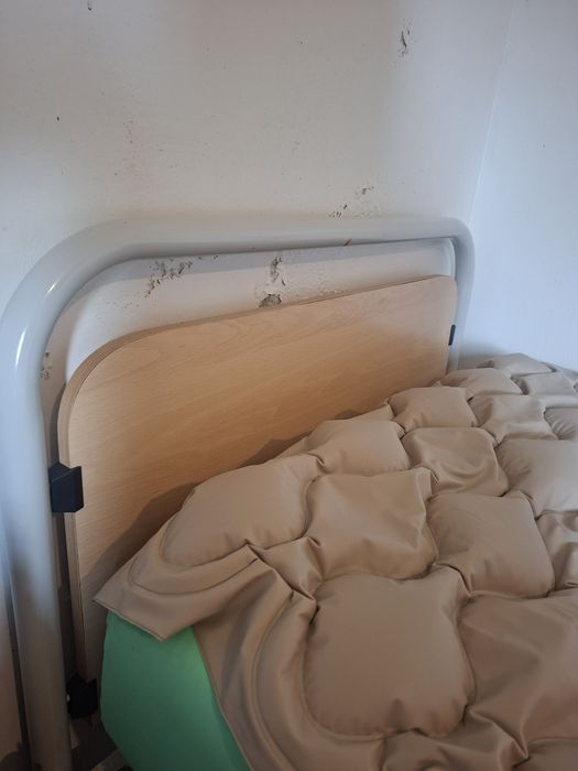 Cama articulada manivela manual