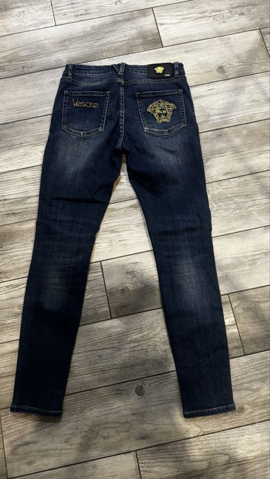 Стильні джинси versache