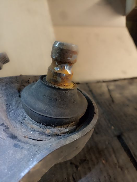 Важелі Ніссан патфайндер