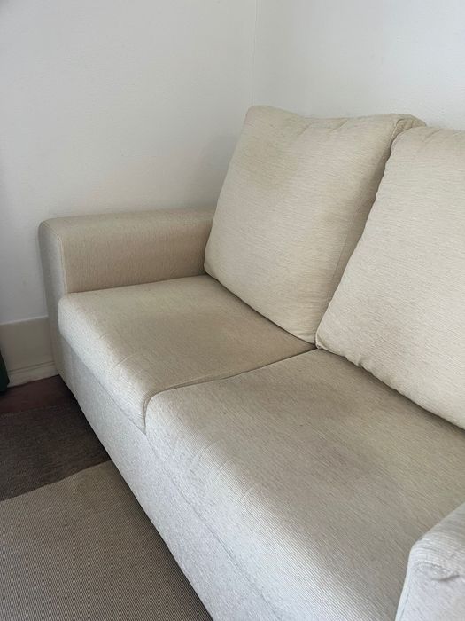 Sofá Branco (2 lugares)