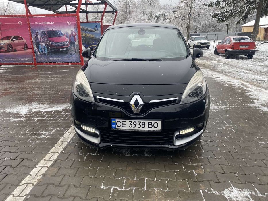 Продам сценік 2013р