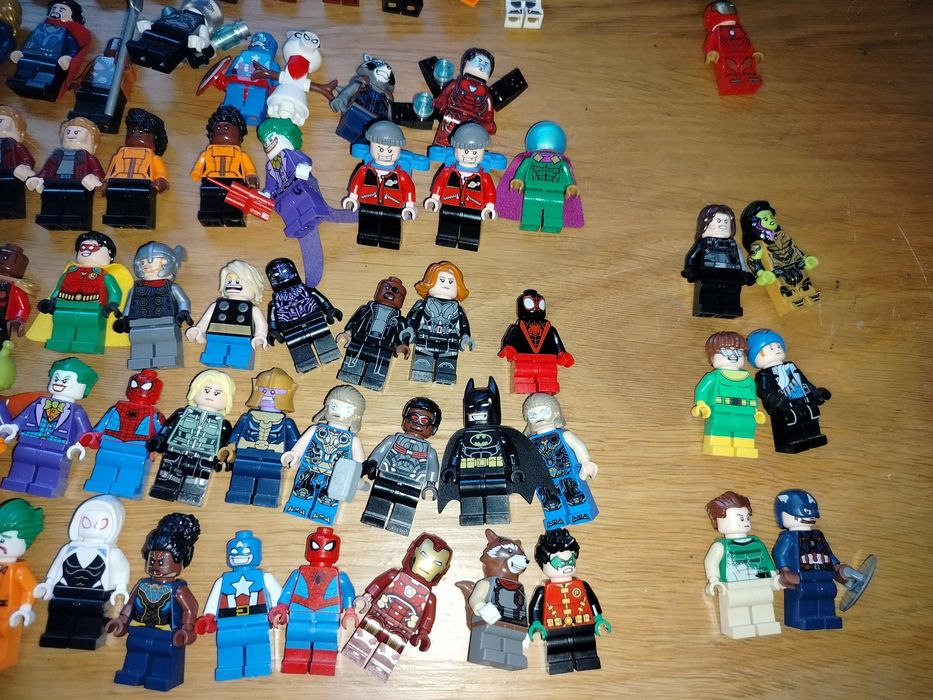 Lego superheroes / marvel / dc / batman  spiderman  avengers  figurki