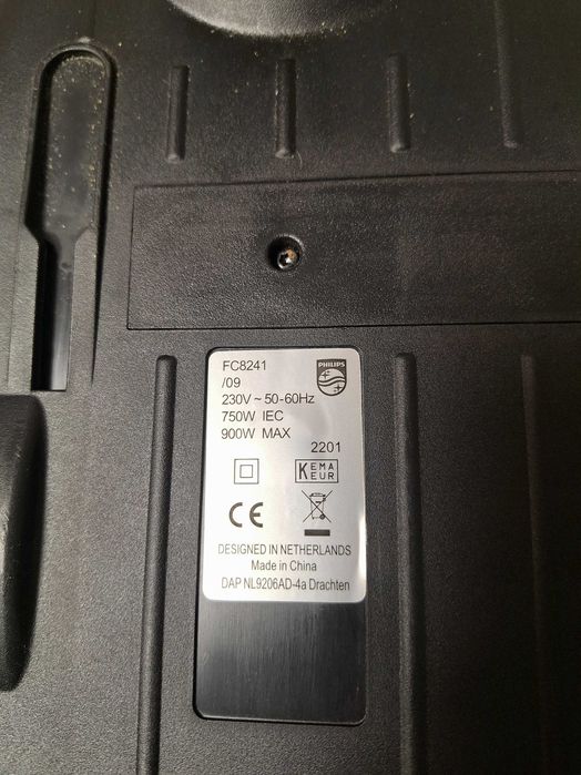 Пилосос Philips PowerGo FC8241 — Відмінний стан! Потужний та надійний