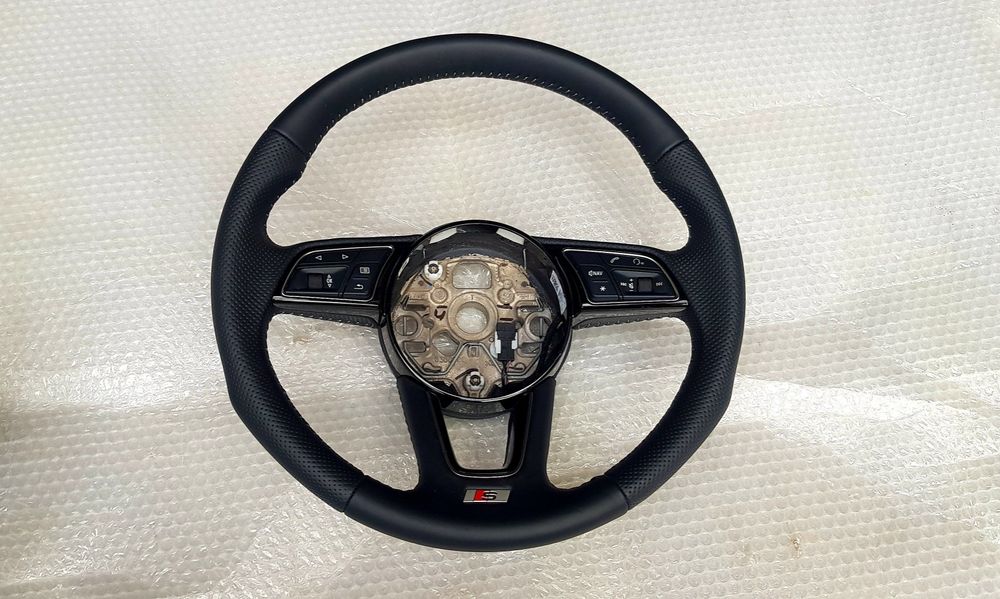 Kierownica Audi S-Line 82A419091E NOWE